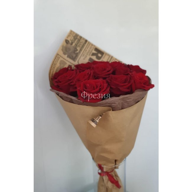 13 красных роз